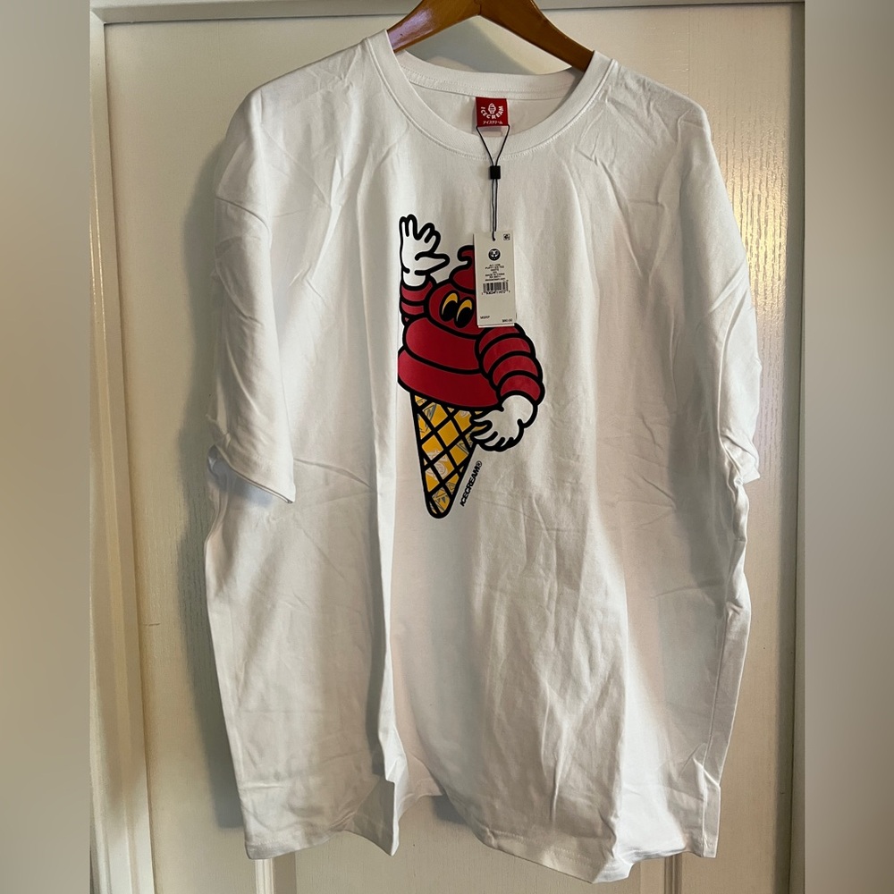 Ice cream brand White T-Shirt with Ice Cream Cone Graphic size XXL